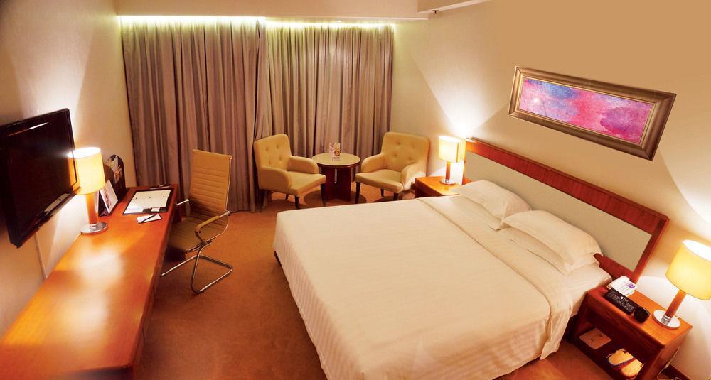 โรงแรมเมโทรพาร์ค 4* มาเก๊า